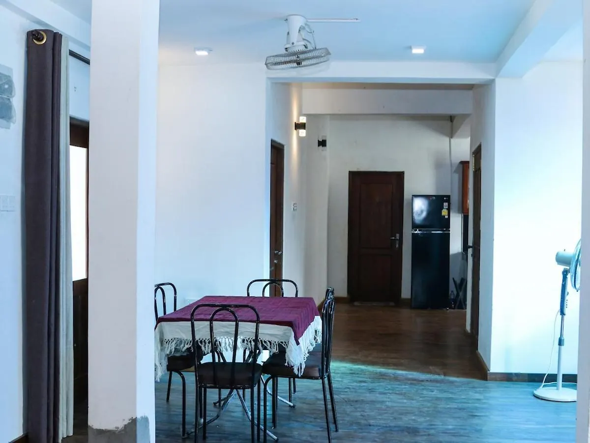 Appartamento Manzil Negombo